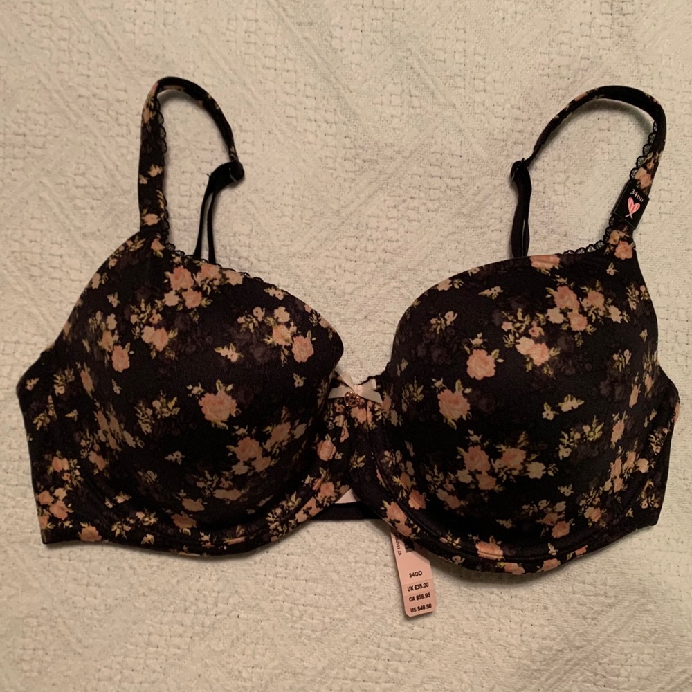 Victoria’s Secret Body by Victoria Bra